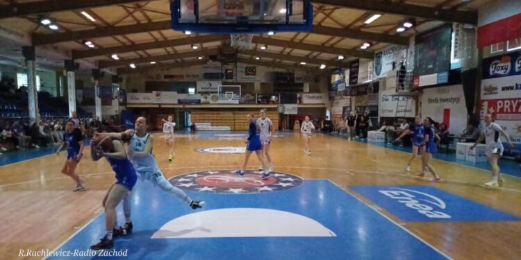 Lublin pokonany, koszykarki Enei AZS AJP w finale