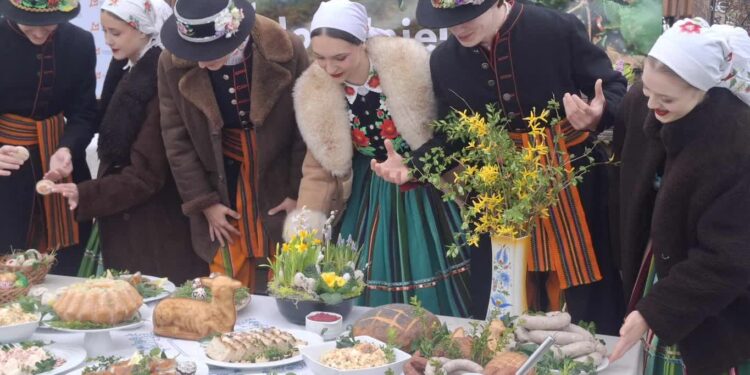 Przedsmak Wielkanocy na rynku GRH