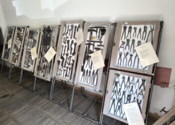 Zabytkowe narzędzia w magistracie