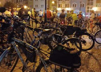 Nocna inauguracja walki o Rowerową Stolicę Polski