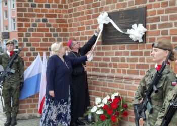 Zakończenie wojny i niezwykła historia prałata