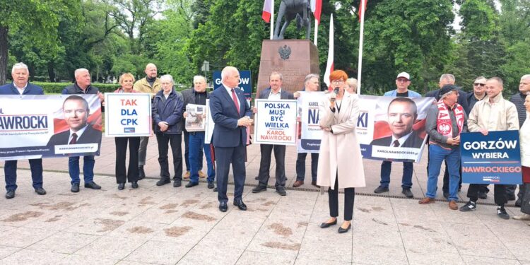 Pracowity dzień w sztabie Karola Nawrockiego w Gorzowie