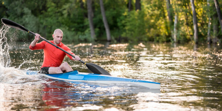 Charytatywny spływ Obrą