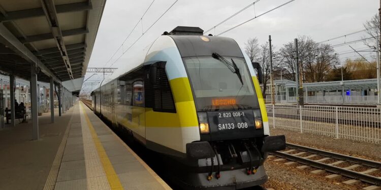 Jest lepiej. Czy koszmar podrózujących koleją wreszcie się zakończy?