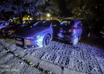 Uciekał przed policją, rozbił kilka aut. Nietrzeźwy kierowca zatrzymany