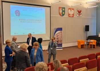 Jak uczyć, by dostosować się do nowych potrzeb uczniów? W Gorzowie ruszył projekt edukacyjny