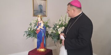 Zabytkowa figurka Madonny powraca do Katedry