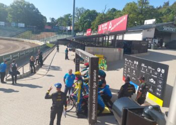 W derbach U-24 Falubaz górą