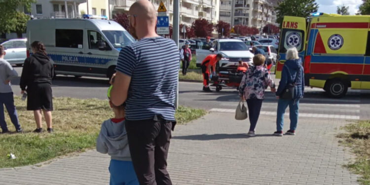 Potrącenie na ul. Londyńskiej. Poszkodowana pod samochodem