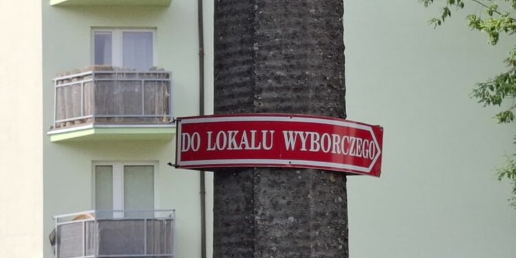 Dziś II tura wyborów prezydenckich. W Gorzowie bez tłumów w komisjach