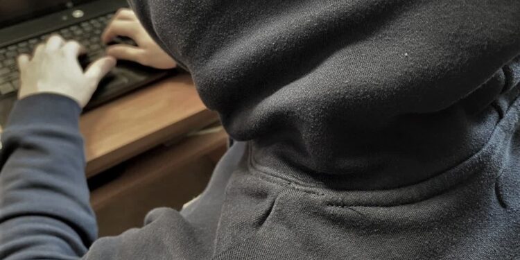 SMS z linkiem to oszustwo