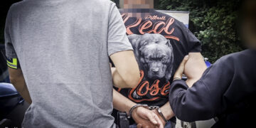 Policja zatrzymała 52-latka, który groził ratownikowi medycznemu