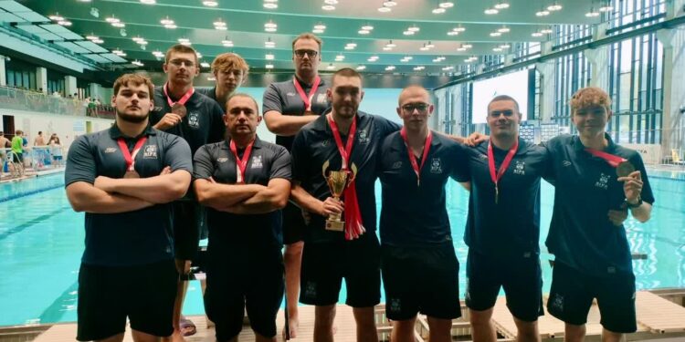 Alfa z brązem i niedosytem