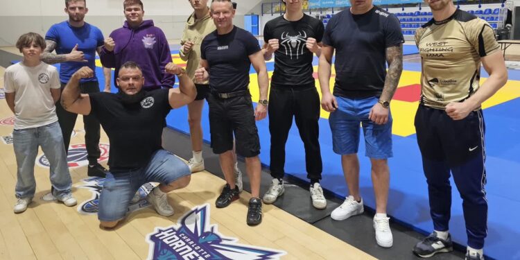 Biegański Jamniuk siódmą ekipą w Polsce