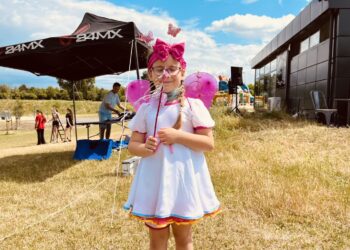 Festyn pełen kolorów i tańca dla Hani i Malwinki