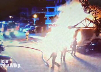 Podpalił, bo chciał pomagać w akcji gaśniczej