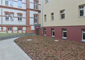 Poradnia w dużym kłopocie. Brakuje kilkuset tysięcy