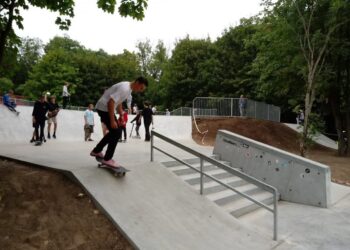 Jest wykonawca rozbudowy skateparku