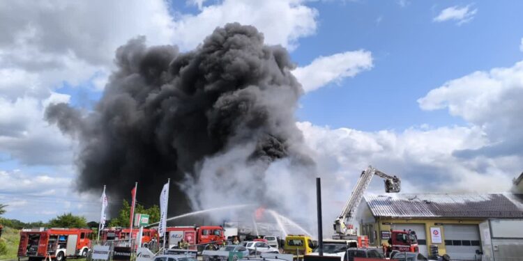 Pożar warsztatu na ul. Kasprzaka