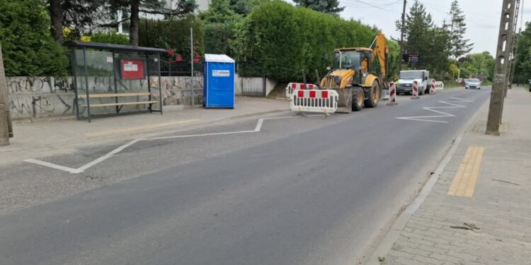 Przy Ptasiej będzie bezpieczniej. Powstaje oczekiwane przejście