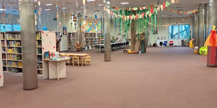 Lato w bibliotece. Ciekawe zajęcia dla najmłodszych