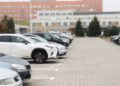 Płatne parkingi przy szpitalu. Prezes o powodach tej decyzji