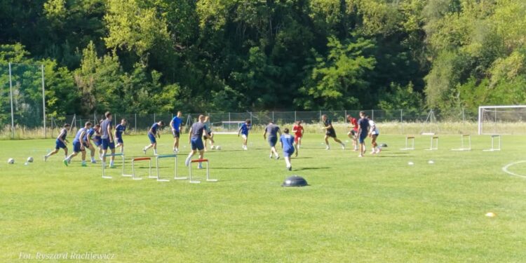 Niespodziewana zmiana w Warcie