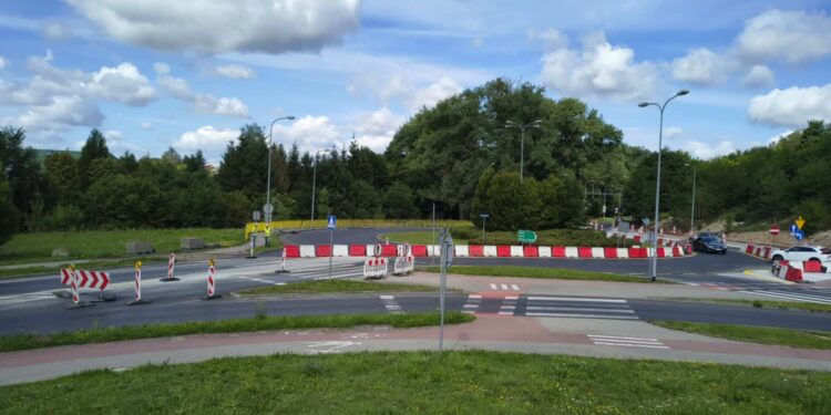 Kierowcy się gubią. Oznakowanie będzie wyraźniejsze