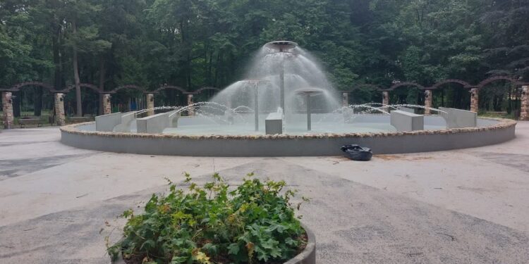 Nie kąpmy się w fontannach!