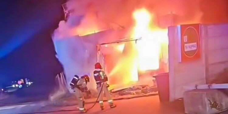 51-latek odpowie za usiłowanie zabójstwa i próby rozbojów w kantorach