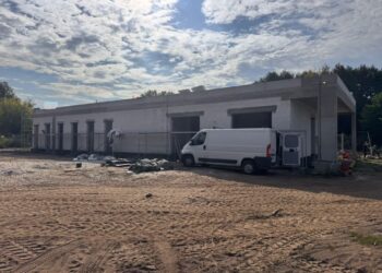 Konstrukcja już jest. Czas na dach