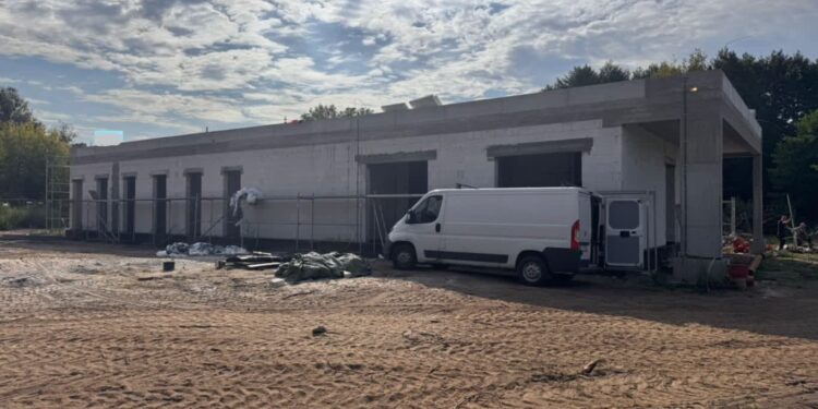 Konstrukcja już jest. Czas na dach