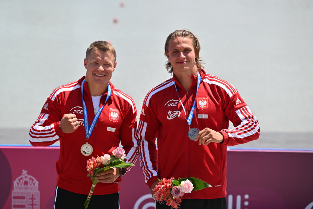 Wiktor Głazunow (z lewej) wraz z Arsenem Śliwińskim wywalczył start w C2 na 500 metrów. Czy ten duet przywiezie z Mediolanu medal? (fot. PZKAj)