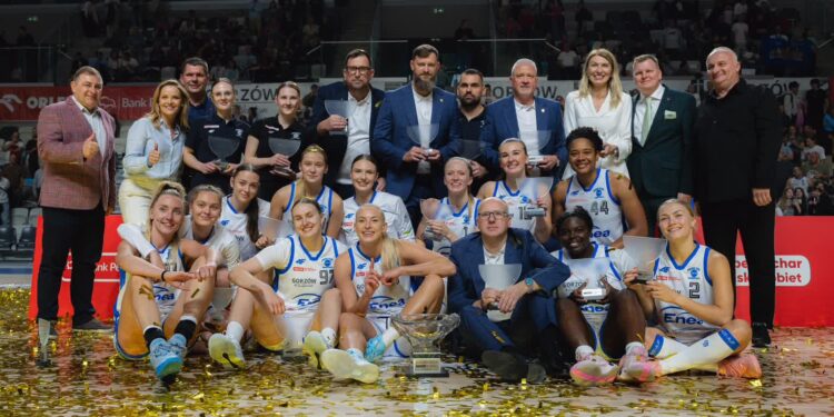 Ostatnia Prosta: koszykówka, żużel, siatkówka, piłka ręczna, wioślarstwo