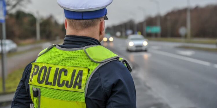 Nie zapłacił za paliwo. Wpadł, bo za szybko uciekał