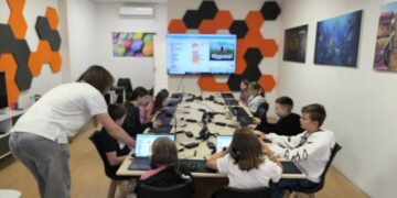 Python, Scratch i dobra zabawa – najmłodsi gorzowianie uczą się programowania