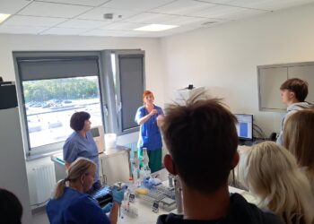 Gorzowscy licealiści poznali pracę lekarzy. Czy wybiorą studia medyczne?