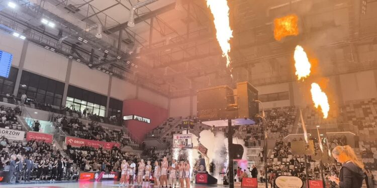 Studio Arena: Superpuchar Polski AZS AJP Gorzów – VBW Gdynia