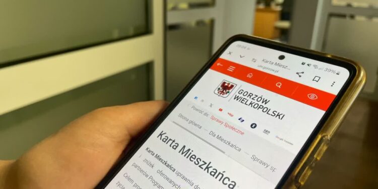 Karta Mieszkańca online testowo ma ruszyć w tym miesiącu