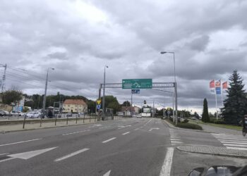 Testy świateł na Rondzie Santockim