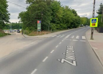 Parking przy Warta Arena dla kierowców jadących na cmentarz