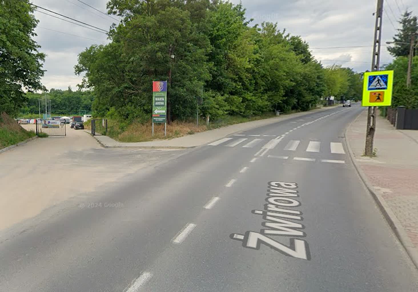 Parking przy Warta Arena dla kierowców jadących na cmentarz