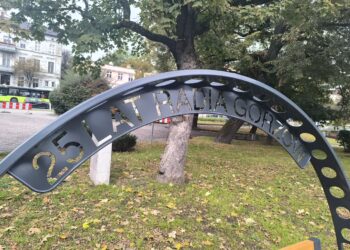 Gorzowska Ławeczka? Nie tylko w eterze. Teraz też na skwerze!