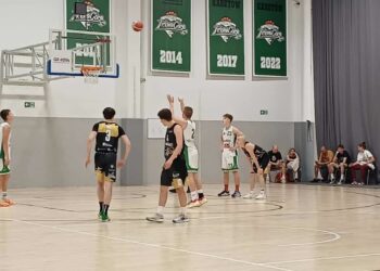 Powrót drugoligowych derbów koszykarzy. SKM Zastal podejmie Kangoo Basket