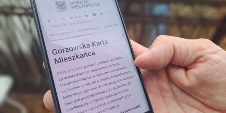 Wiemy, kiedy ruszy elektroniczna karta mieszkańca