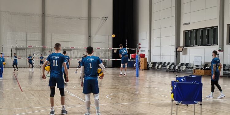 Solidna Skra pierwszym domowym rywalem Cuprum Stilonu