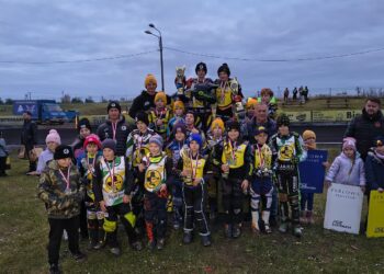 Piknik derbowy dla Stali