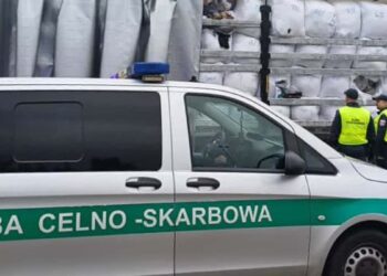 Udaremniony przewóz 20 ton nielegalnych odpadów [WIDEO]