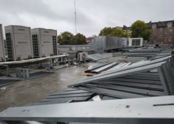 Panele fotowoltaiczne na dachu CEZiBu