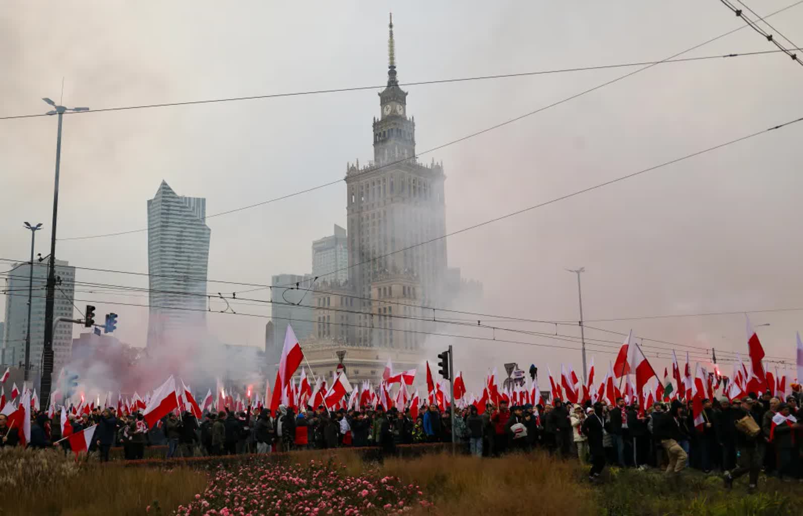 Marsz Niepodległości. Szef MSWiA wydał polecenia, jest mowa o „dodatkowych środkach prewencyjnych”